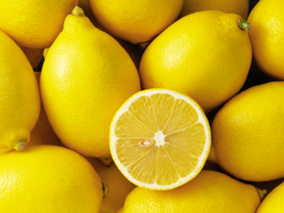 Ν. Πειραιά: «Μπλόκο» σε 24 τόνους λεμόνια από τη Ν. Αφρική